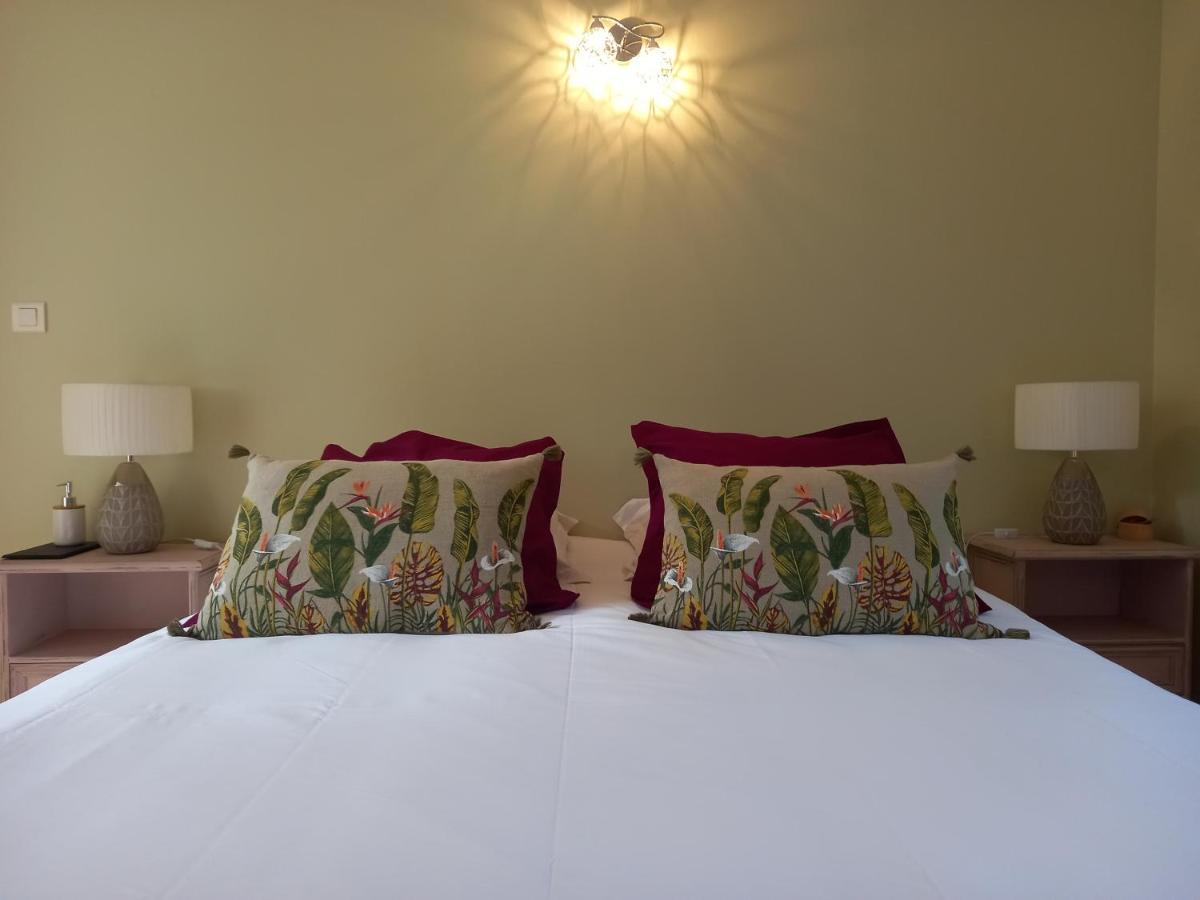 Le Temps Des Pauses Hotel Viviers ภายนอก รูปภาพ