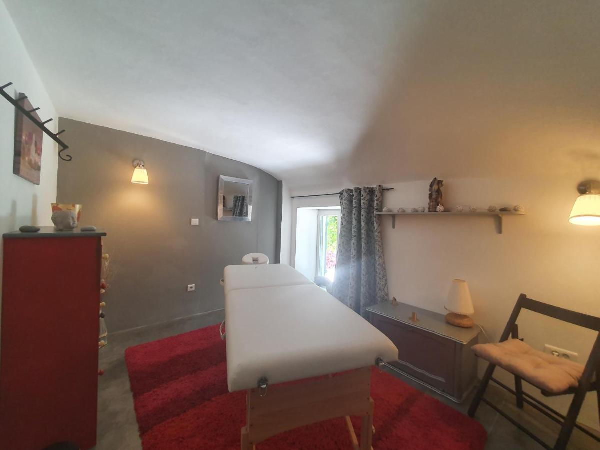 Le Temps Des Pauses Hotel Viviers ภายนอก รูปภาพ